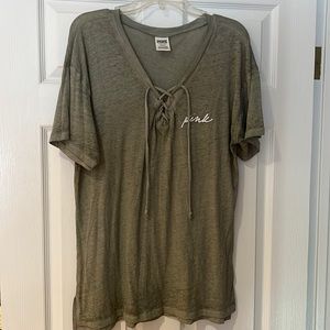 Victoria’s Secret PINK tee